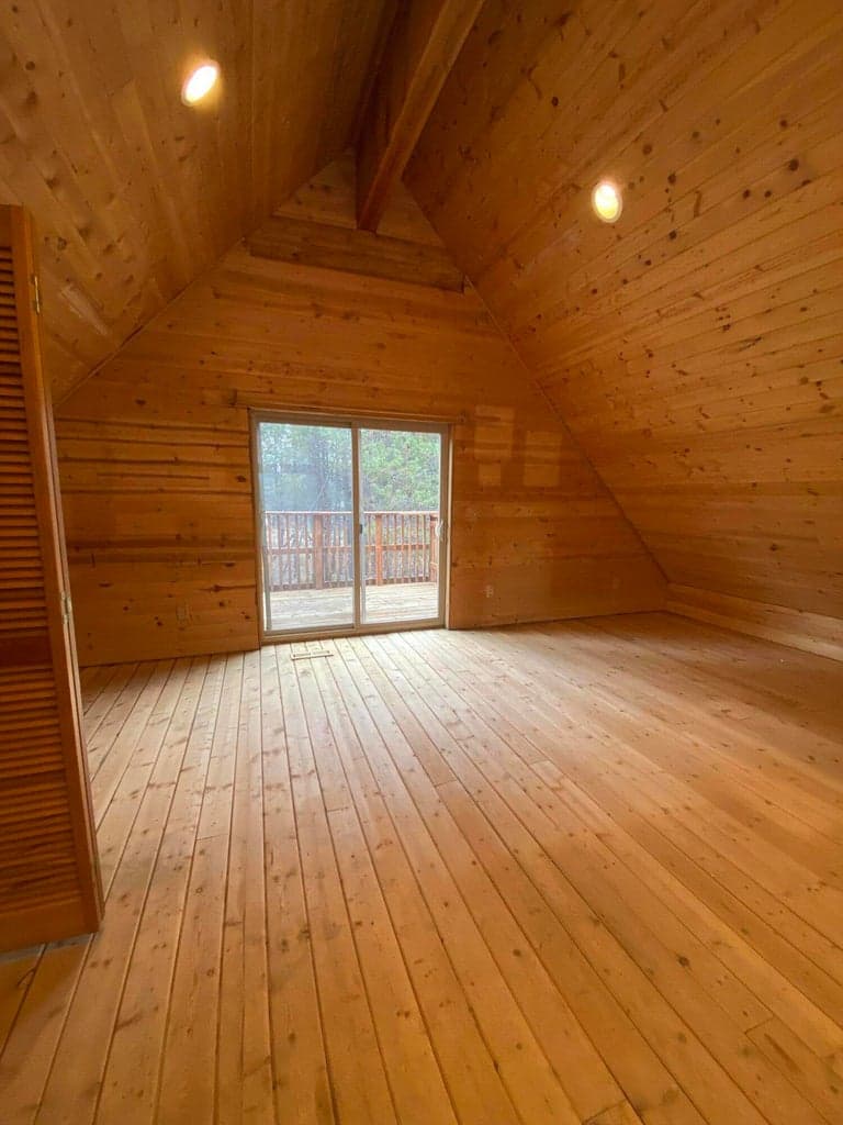 Photo of 54896 Huntington Road 41 of 66