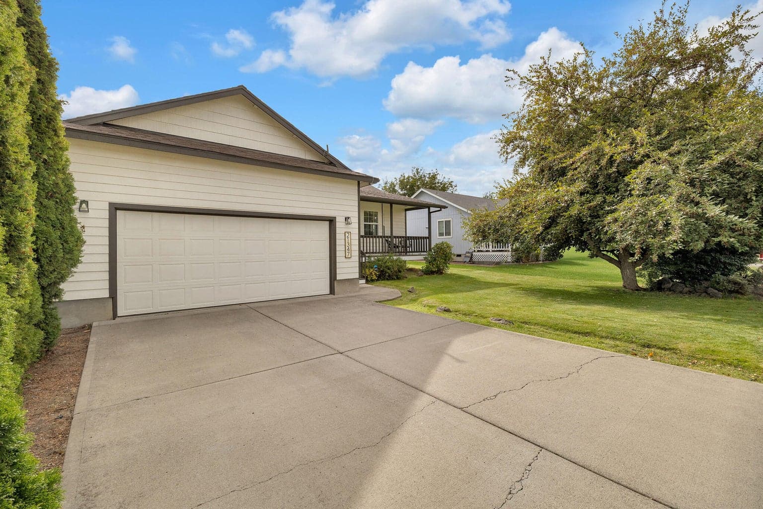 Photo of 21347 Starling Drive 9 of 36