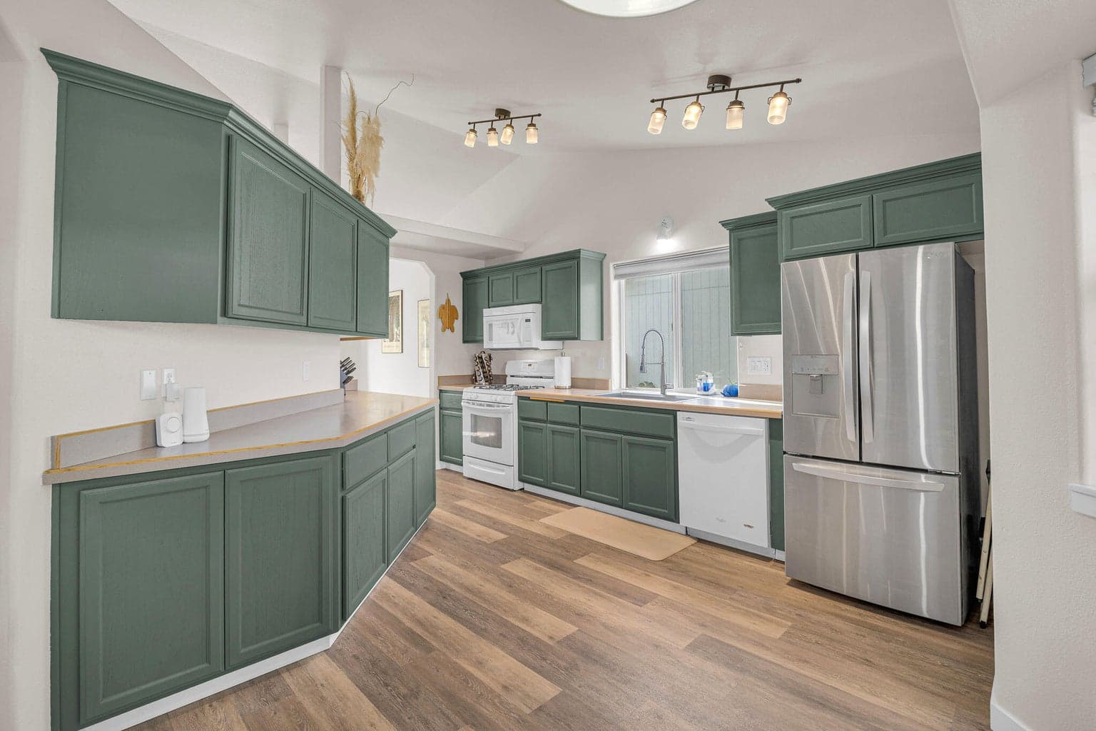 Photo of 21347 Starling Drive 17 of 36
