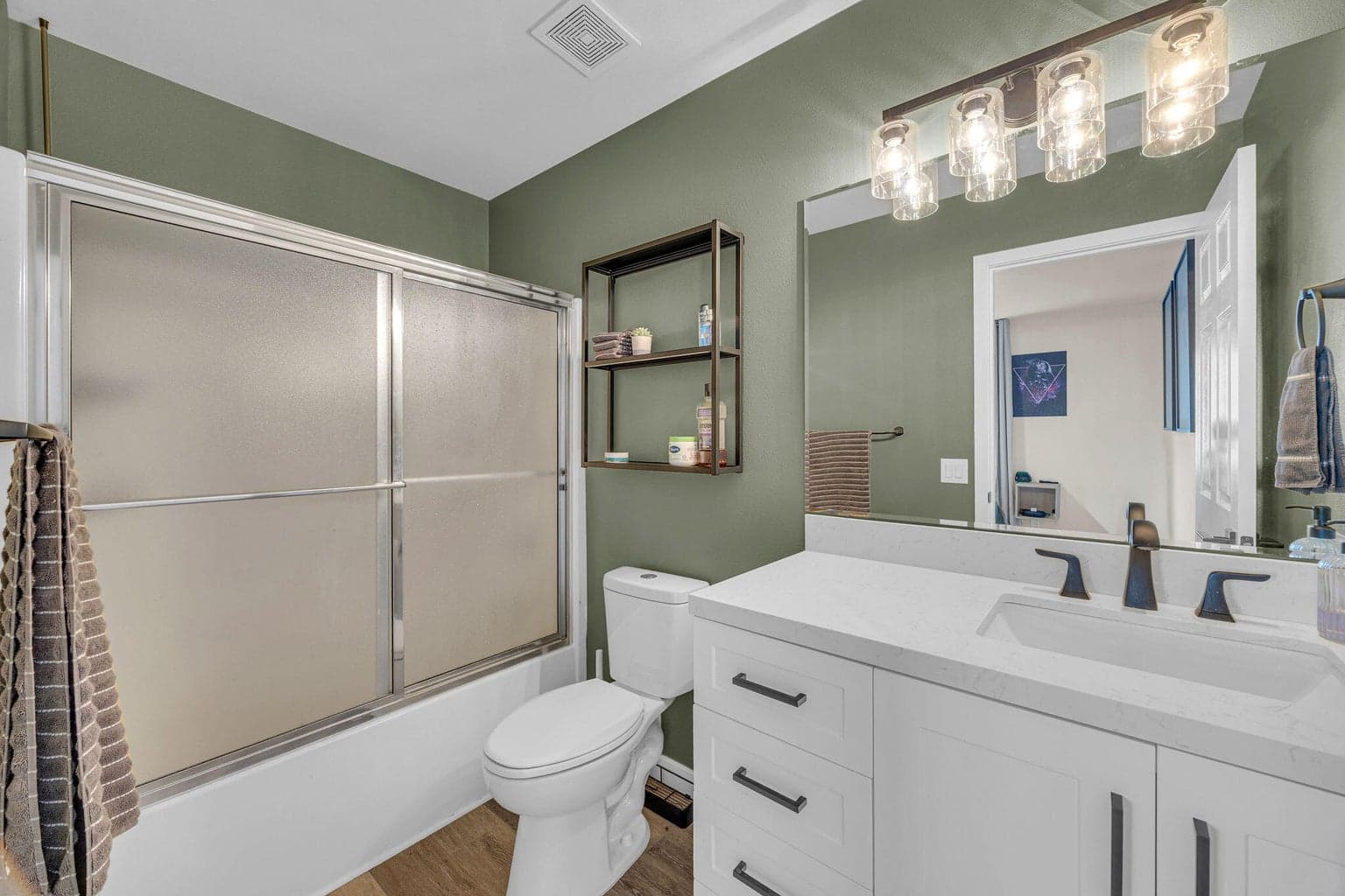 Photo of 21347 Starling Drive 22 of 36