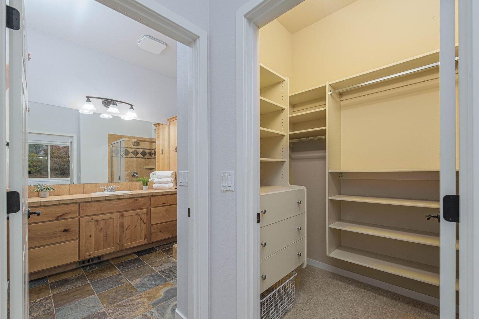 Ensuite bathroom and walk in closet