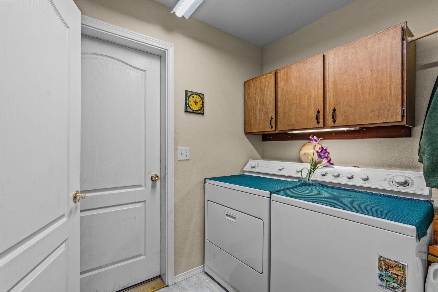 Photo of 2116 NW Elm Avenue 19 of 24