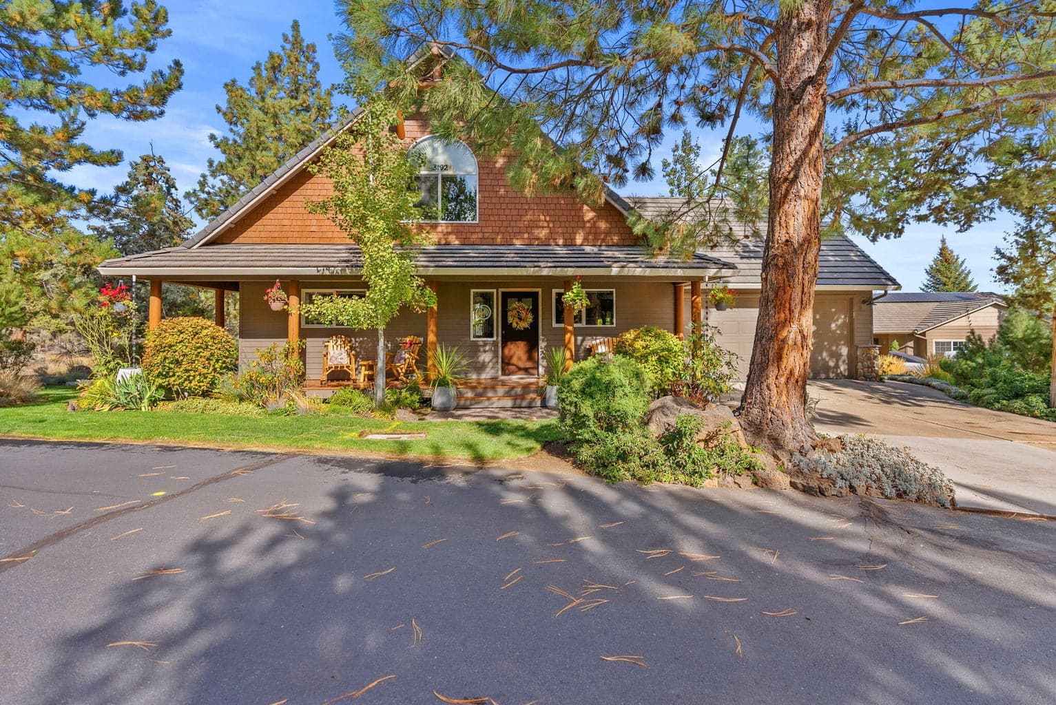 Photo of 3192 Golf View 1 of 43