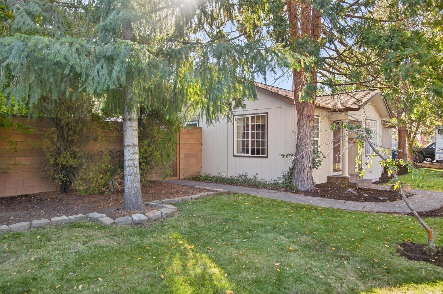 Photo of 1532 9th 5 of 55