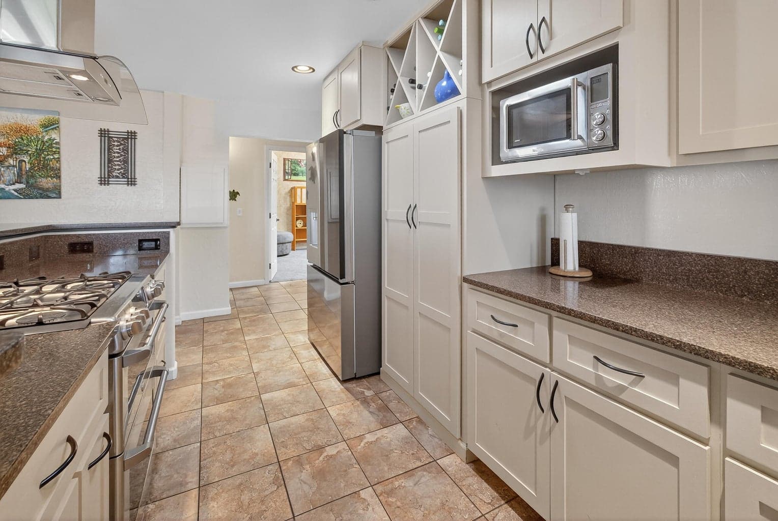Photo of 1532 NE 9th Street 18 of 55