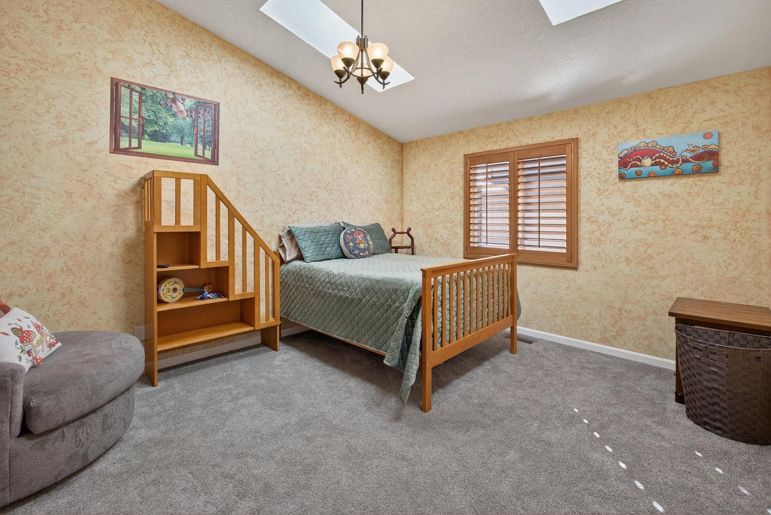 Photo of 1532 NE 9th Street 31 of 55
