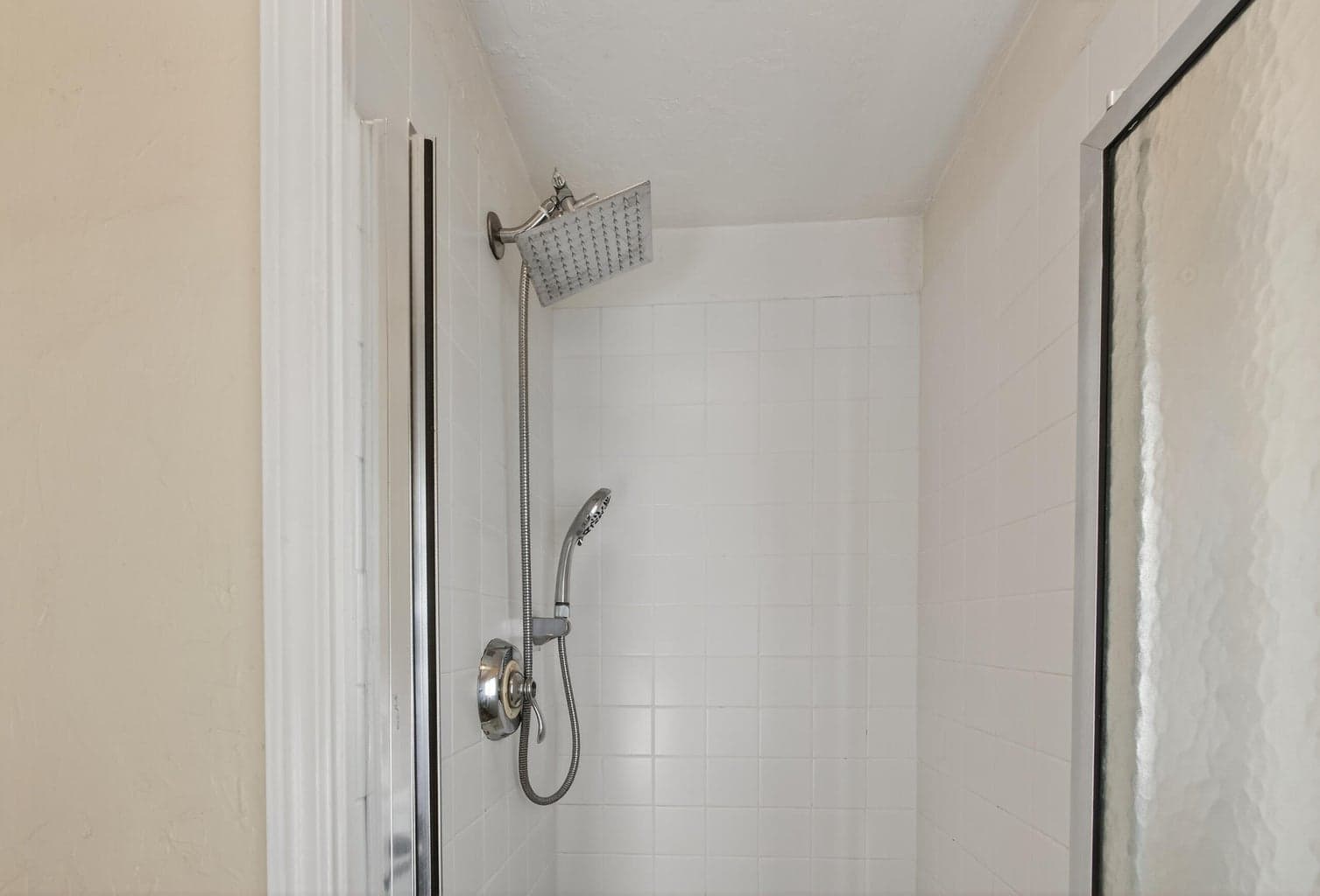 Photo of 1532 NE 9th Street 24 of 55