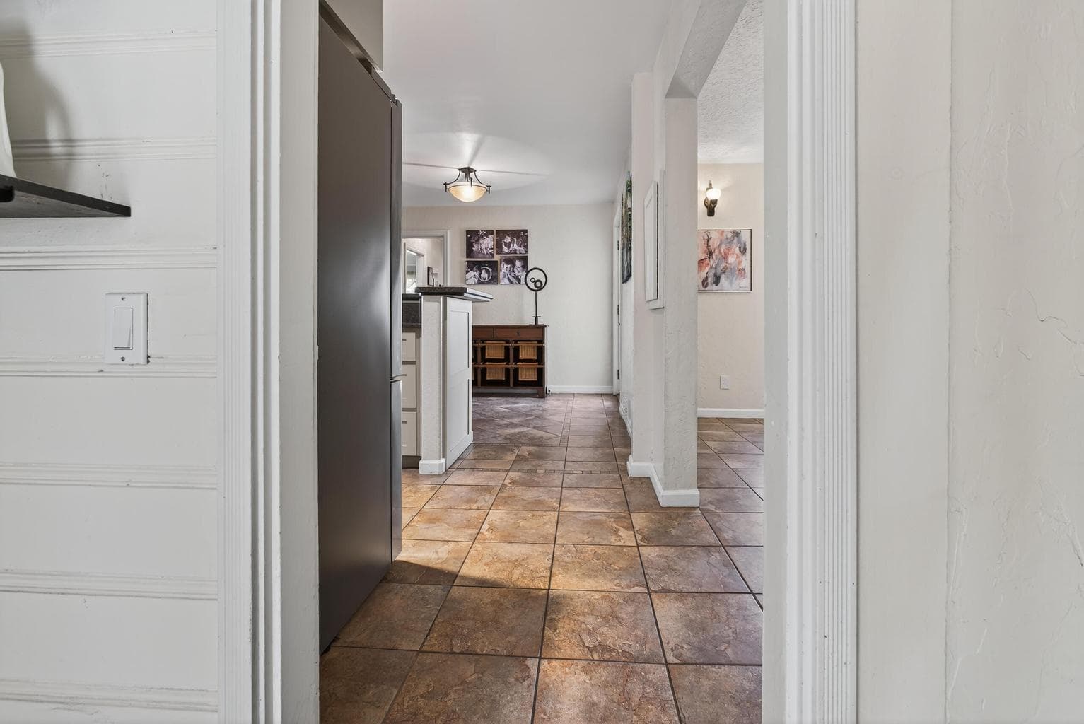 Photo of 1532 NE 9th Street 21 of 55