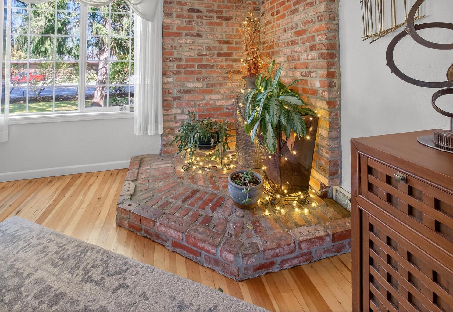 Photo of 1532 NE 9th Street 9 of 55