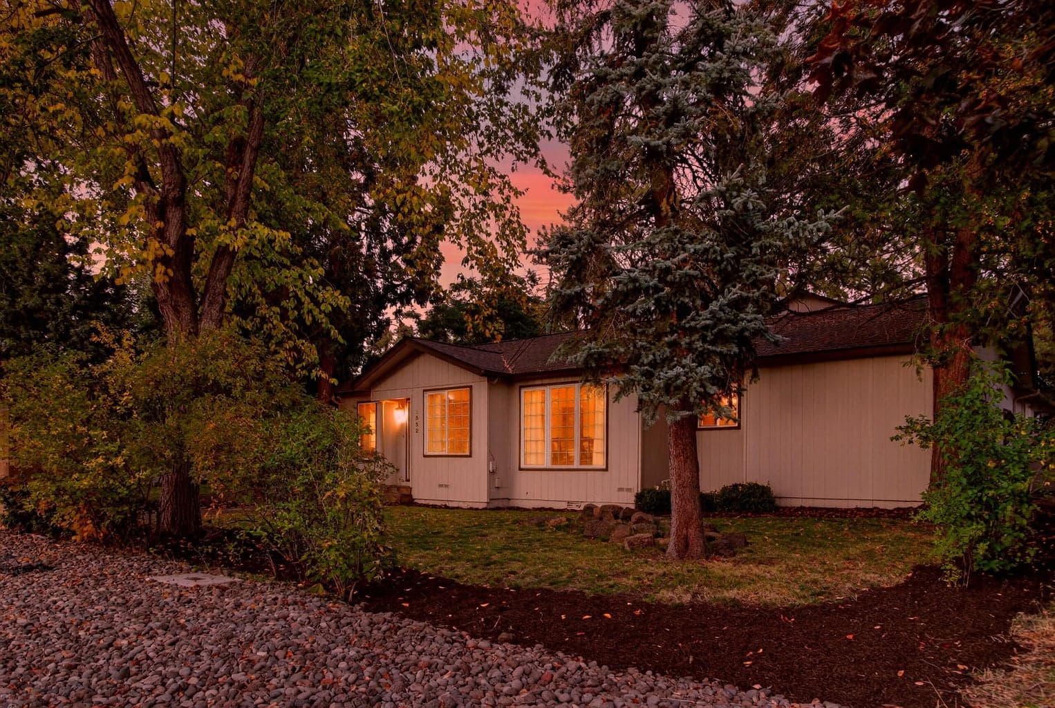Photo of 1532 NE 9th Street 53 of 55