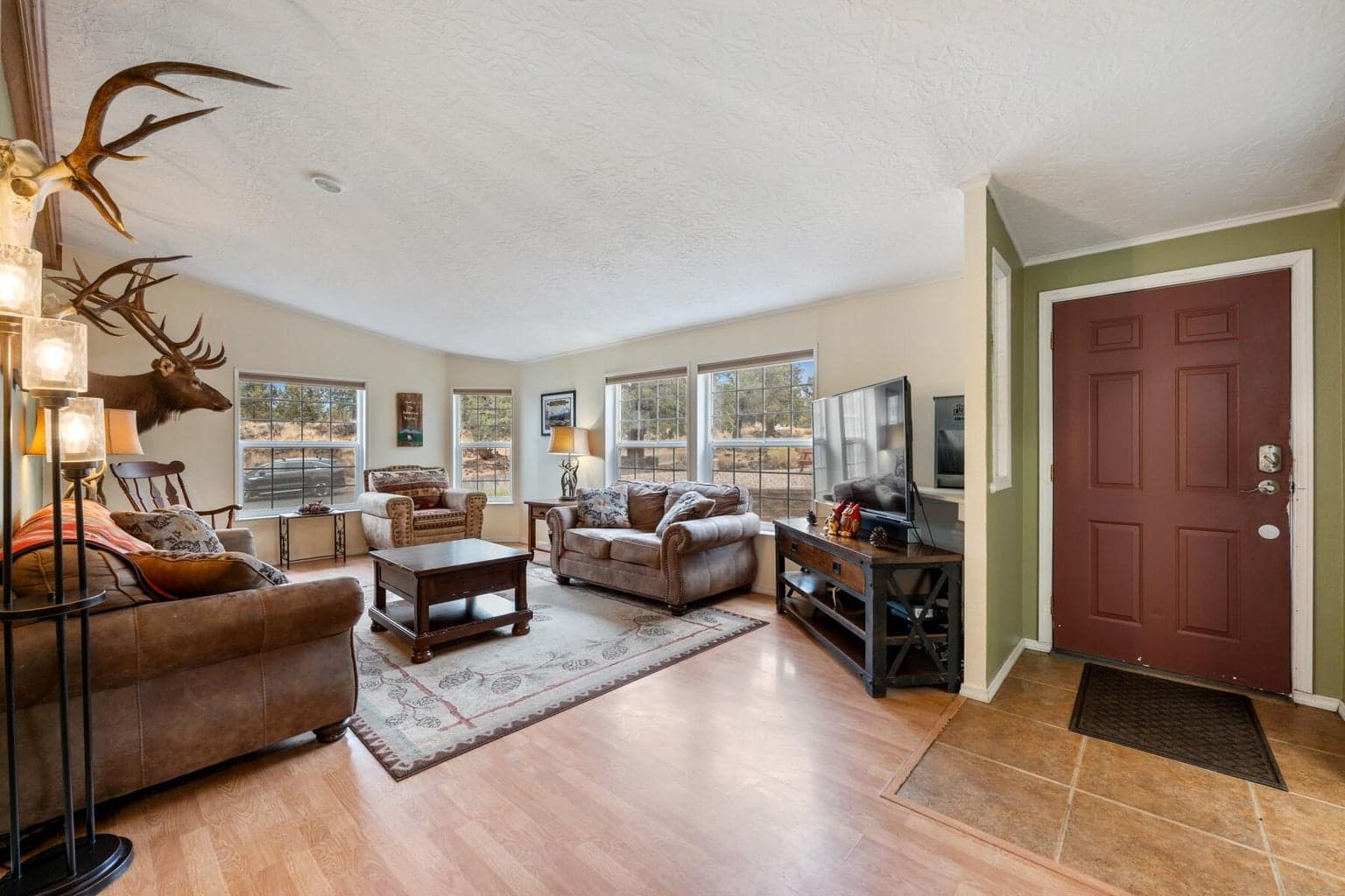 Photo of 4967 NW 62nd Street 13 of 54