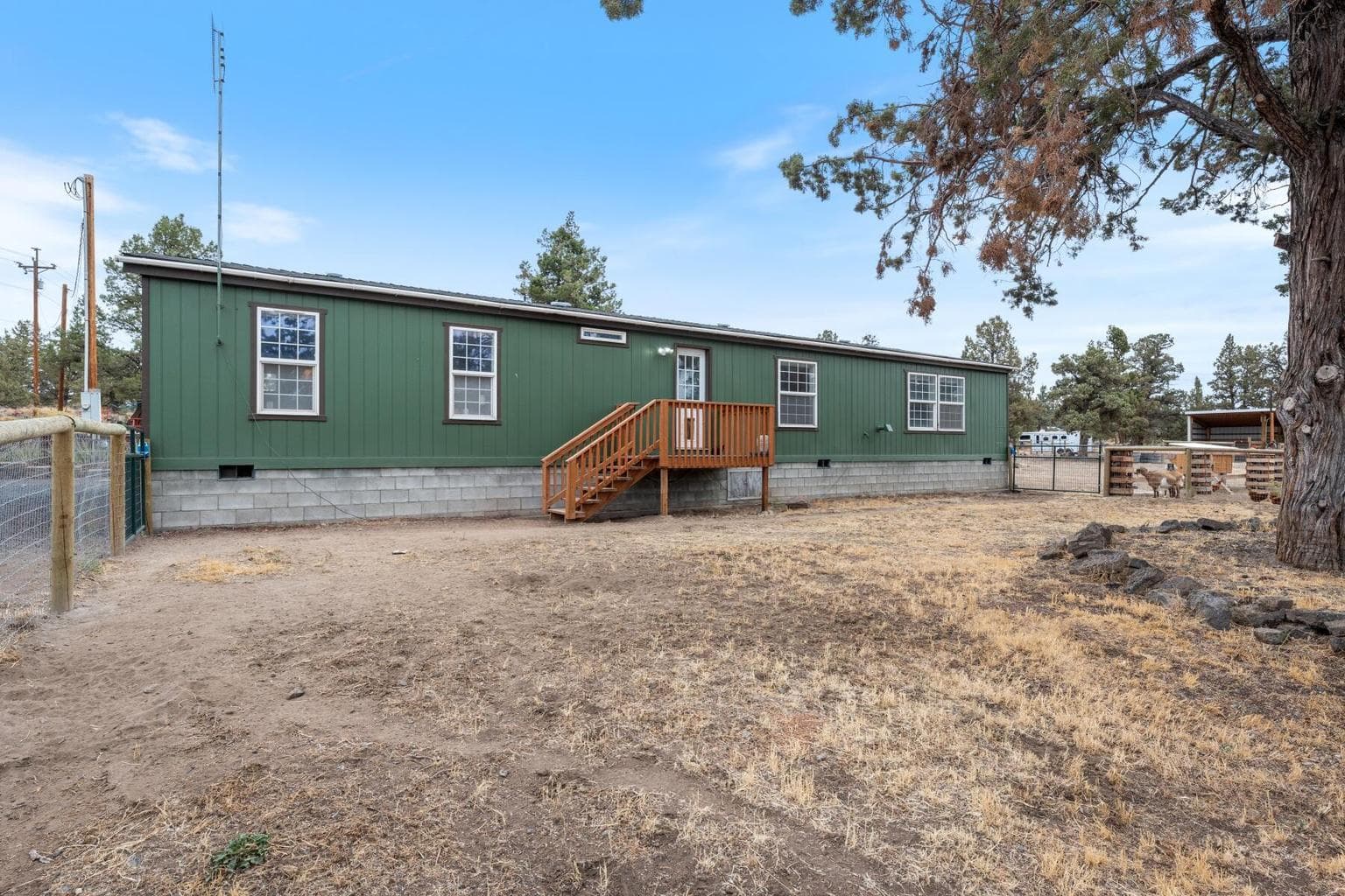 Photo of 4967 NW 62nd Street 34 of 54