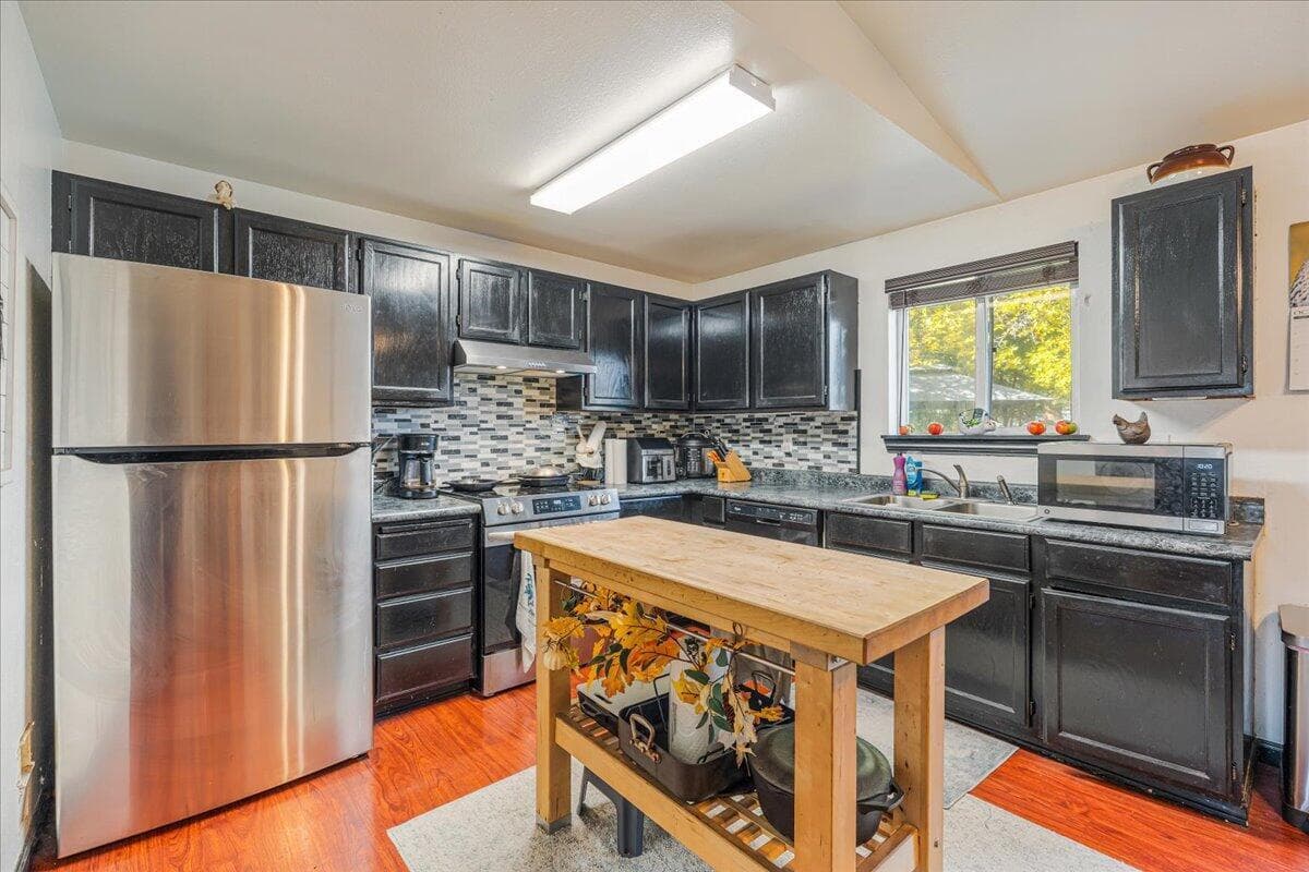 Photo of 1547 SW 33rd Street 17 of 33