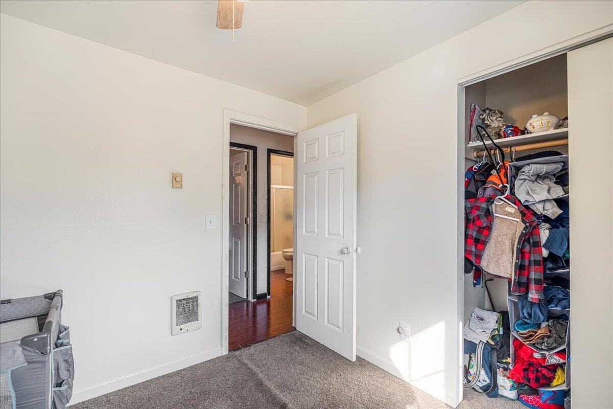 Photo of 1547 SW 33rd Street 27 of 33