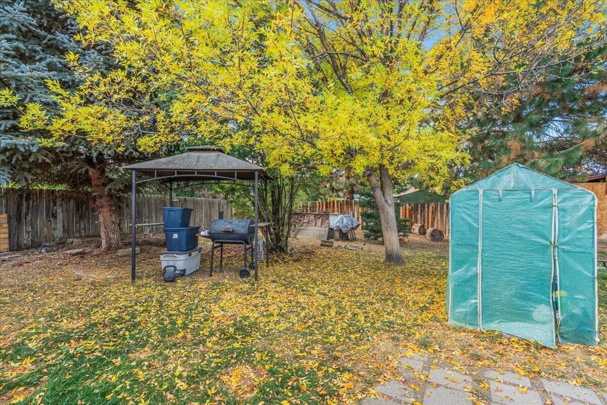 Photo of 1547 SW 33rd Street 29 of 33