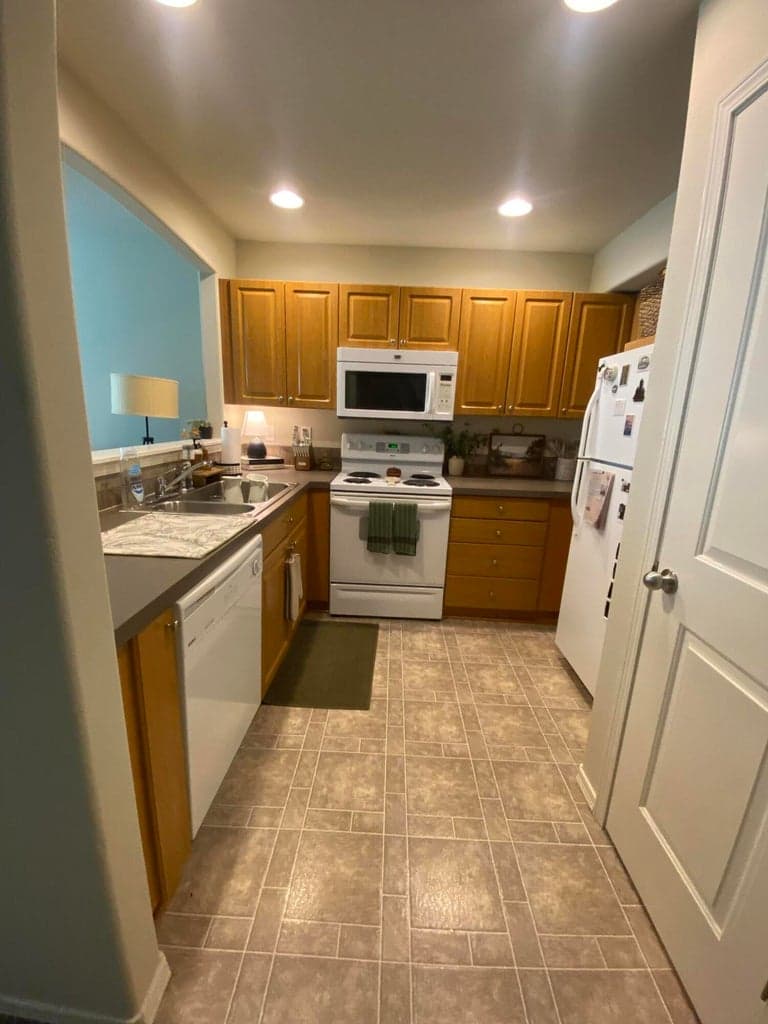 Photo of 1283 SW Mill Pond Place 7 of 21