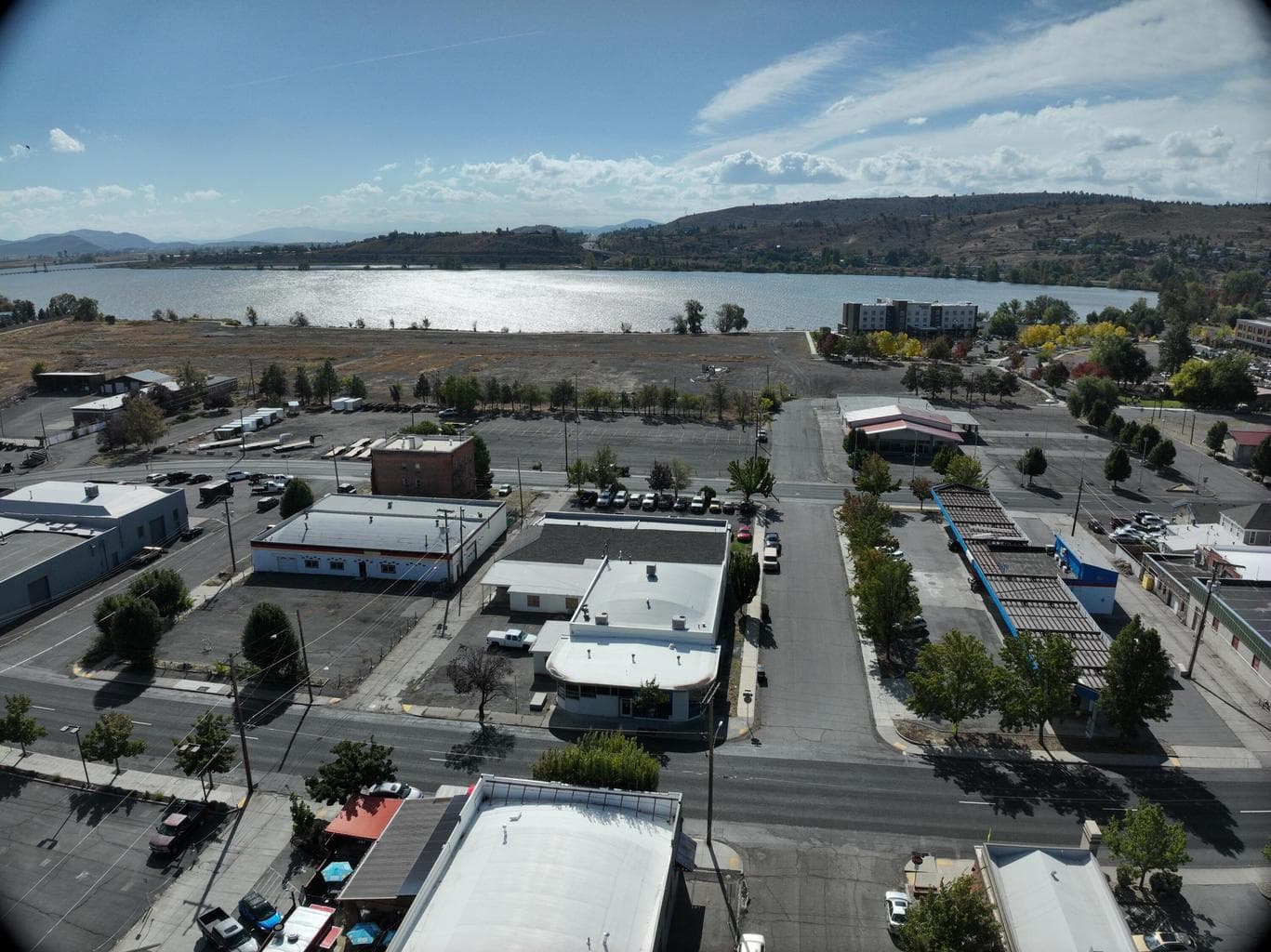 Photo of 606 6th 2 of 54
