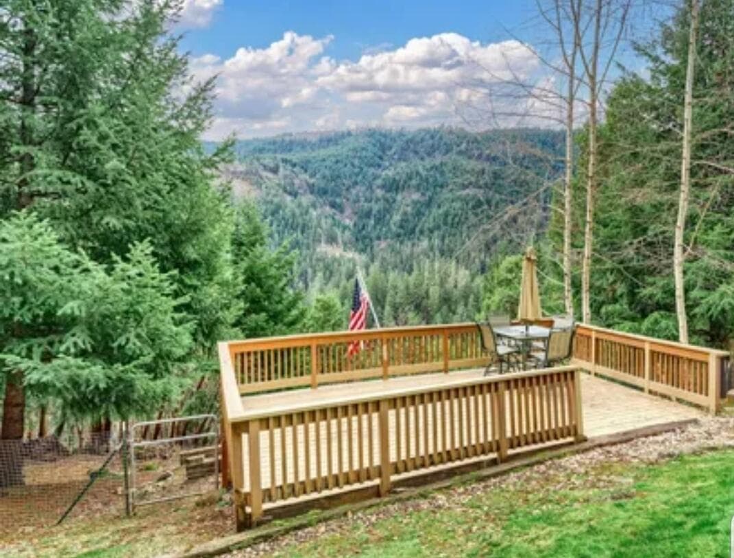 Photo of 1863 Mill Creek 2 of 28