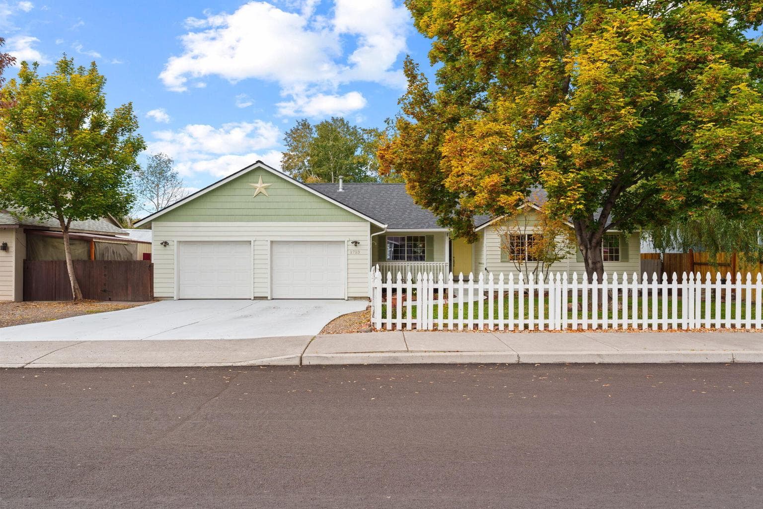 Photo of 2723 NW 15th Street 47 of 48