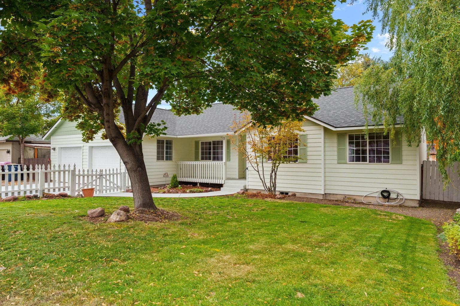 Photo of 2723 15th 1 of 48
