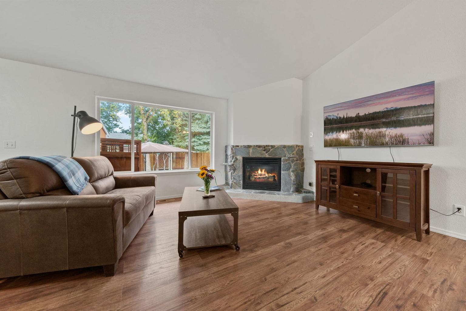 Photo of 2723 NW 15th Street 8 of 48