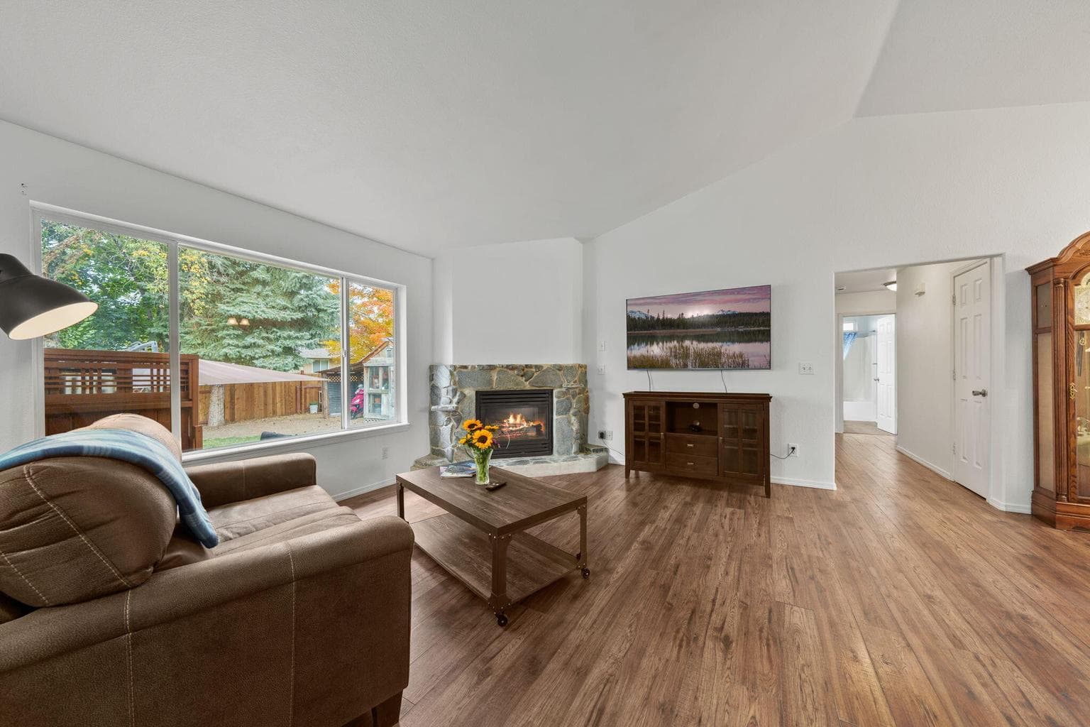 Photo of 2723 NW 15th Street 10 of 48