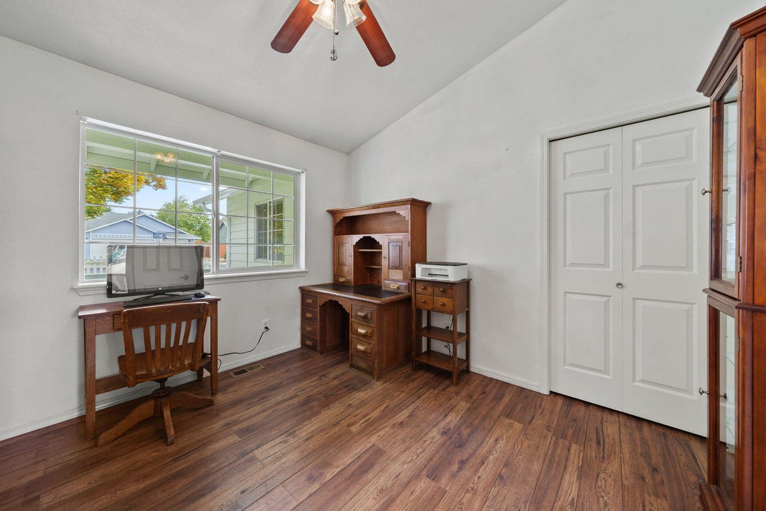 Photo of 2723 NW 15th Street 18 of 48