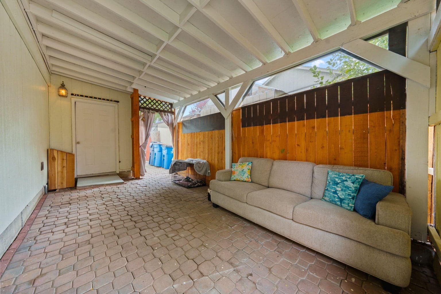 Photo of 2723 NW 15th Street 40 of 48