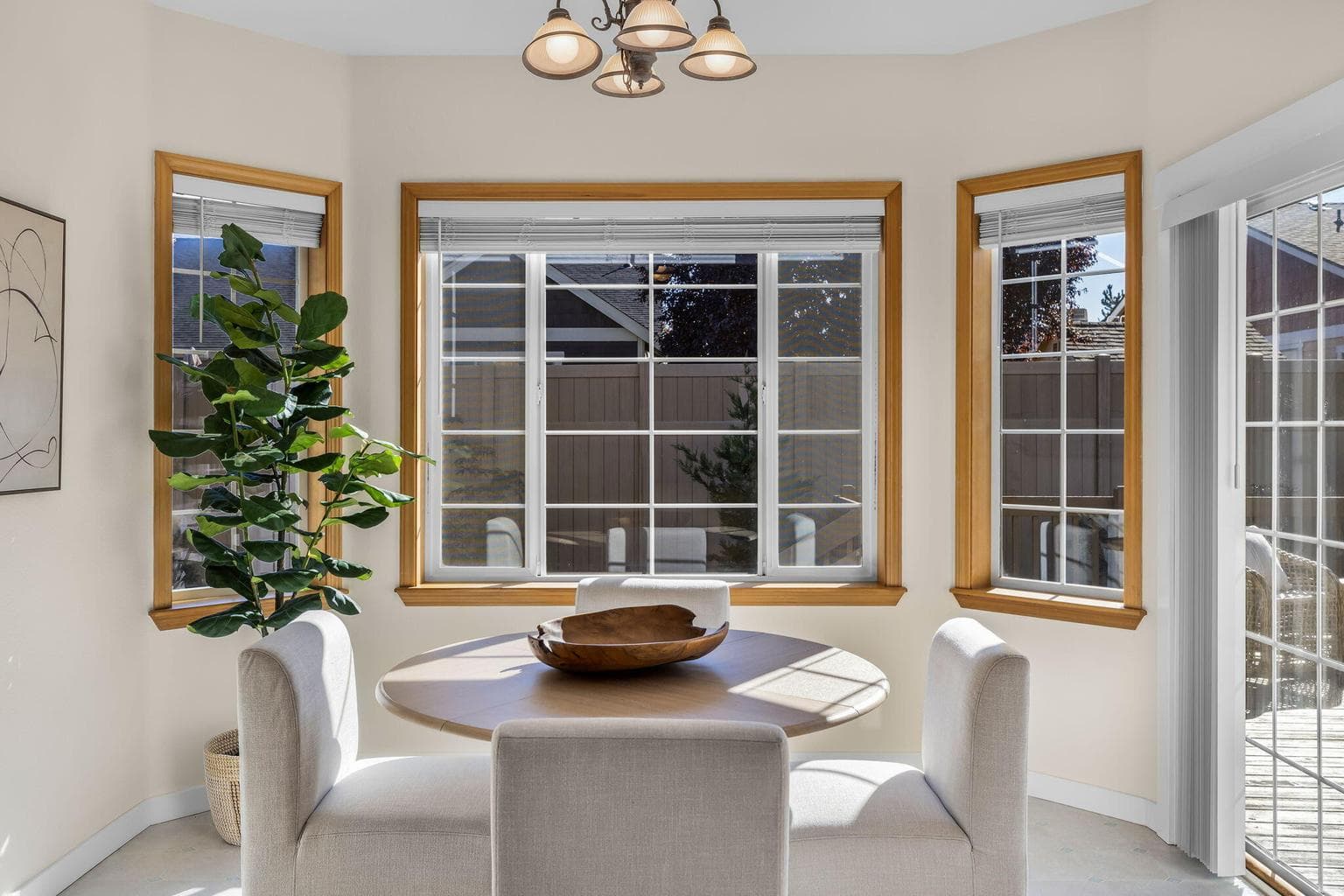 Photo of 20919 Spinnaker Street 13 of 36