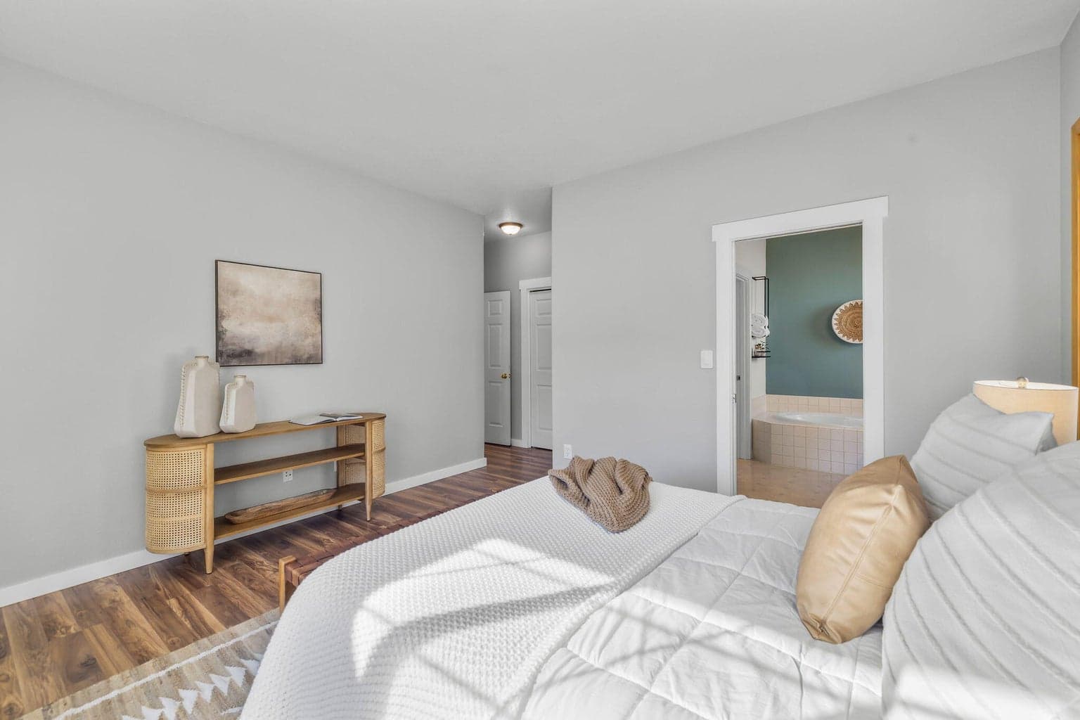 Photo of 20919 Spinnaker Street 17 of 36