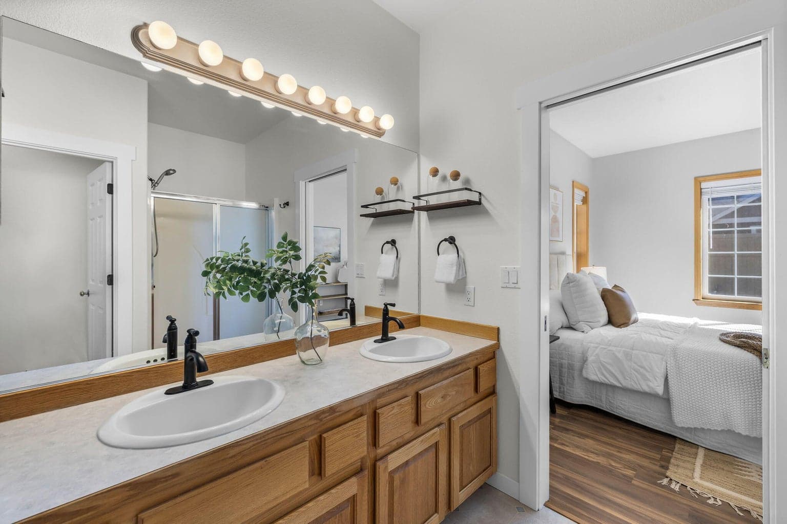 Photo of 20919 Spinnaker Street 20 of 36