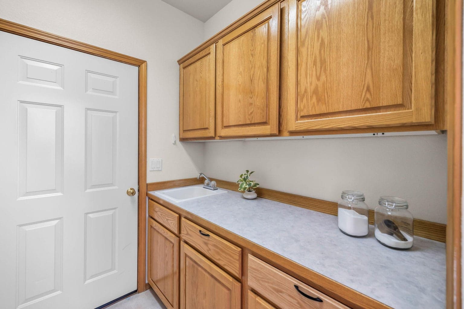 Photo of 20919 Spinnaker Street 26 of 36