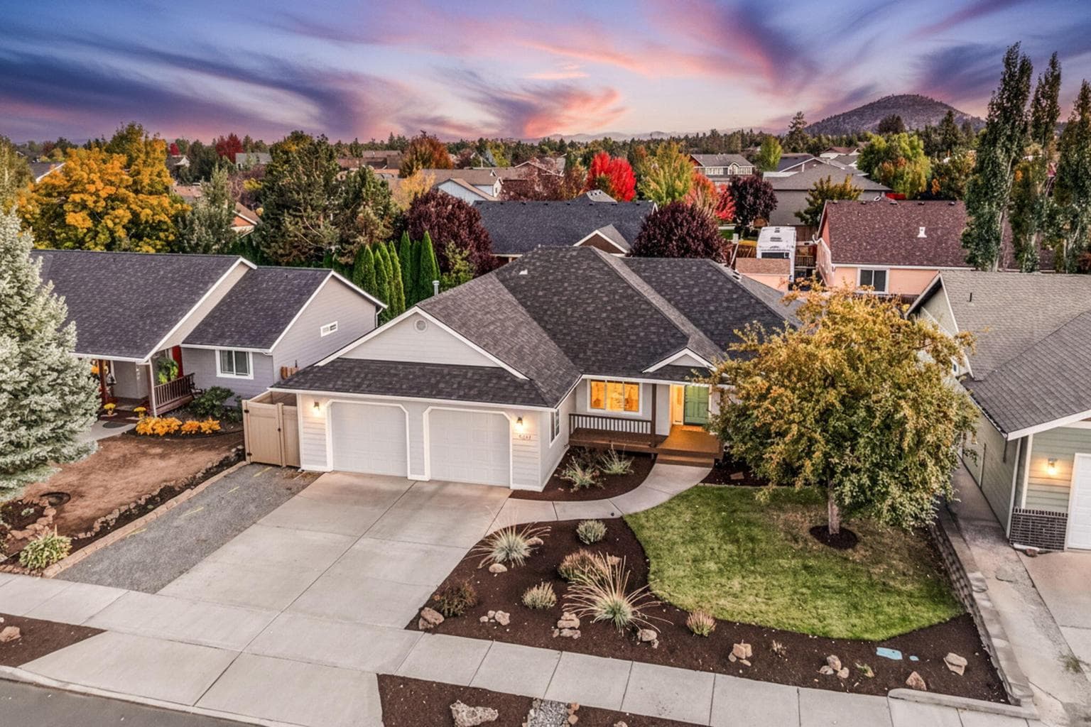 Photo of 20919 Spinnaker Street 34 of 36