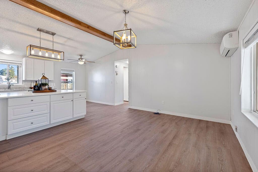 Photo of 185 Harwood 4 of 19