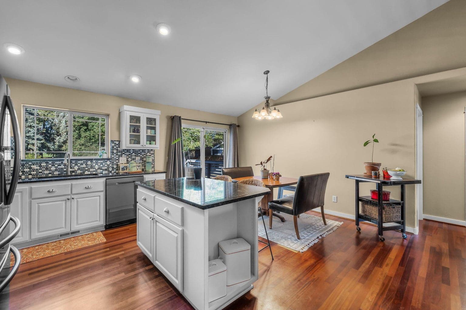 Photo of 20706 Nicolette Drive 11 of 28