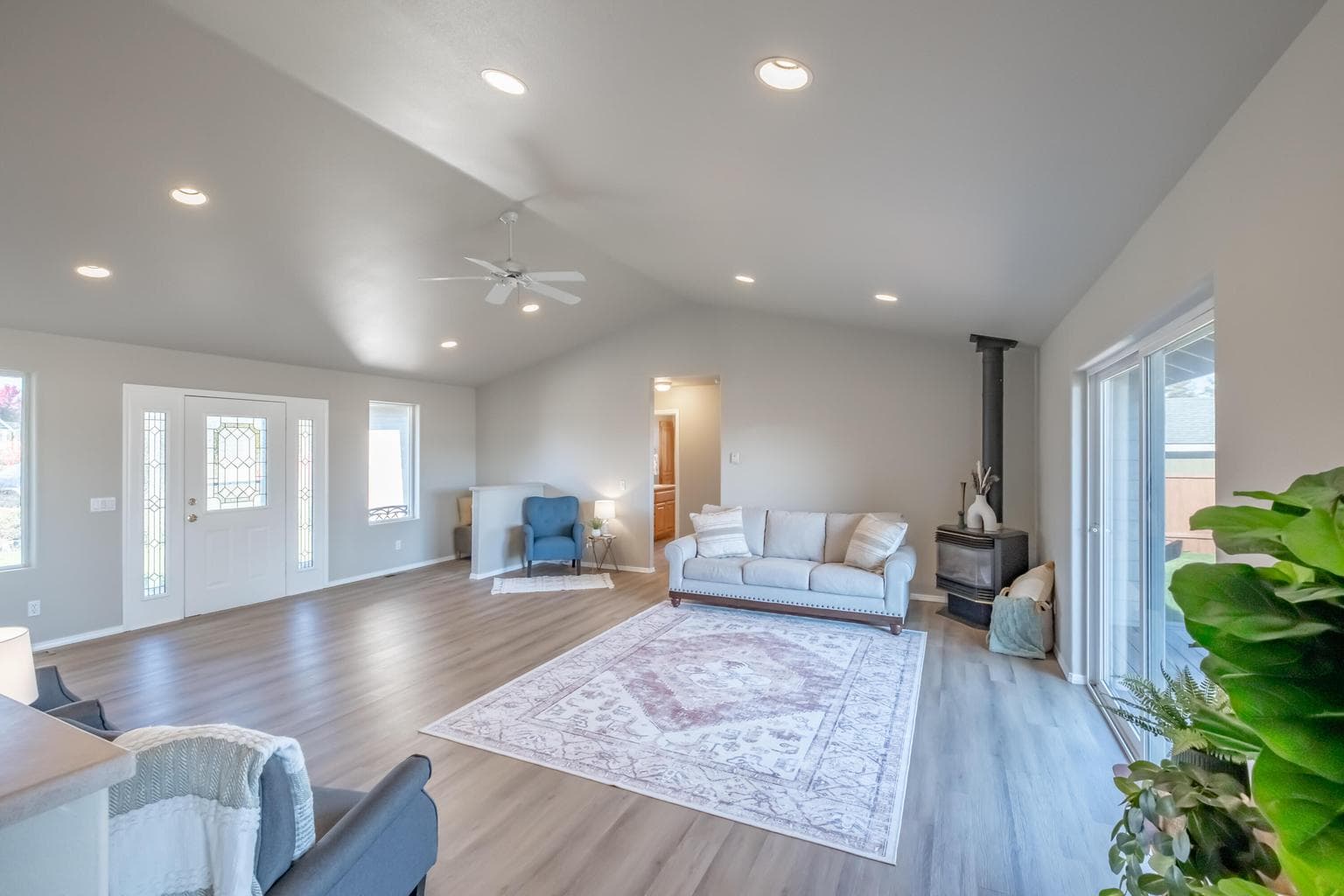 Photo of 3365 NE Stonebrook Loop 9 of 50