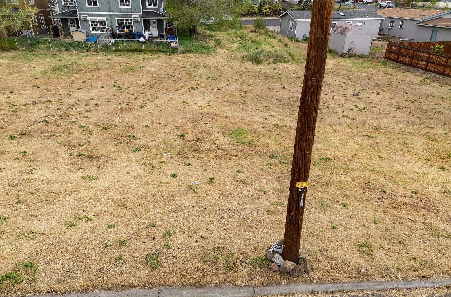 Photo of SW 2nd Street 31 of 36
