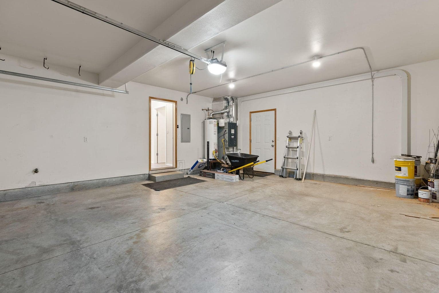 Photo of 20575 Conifer Avenue 27 of 36