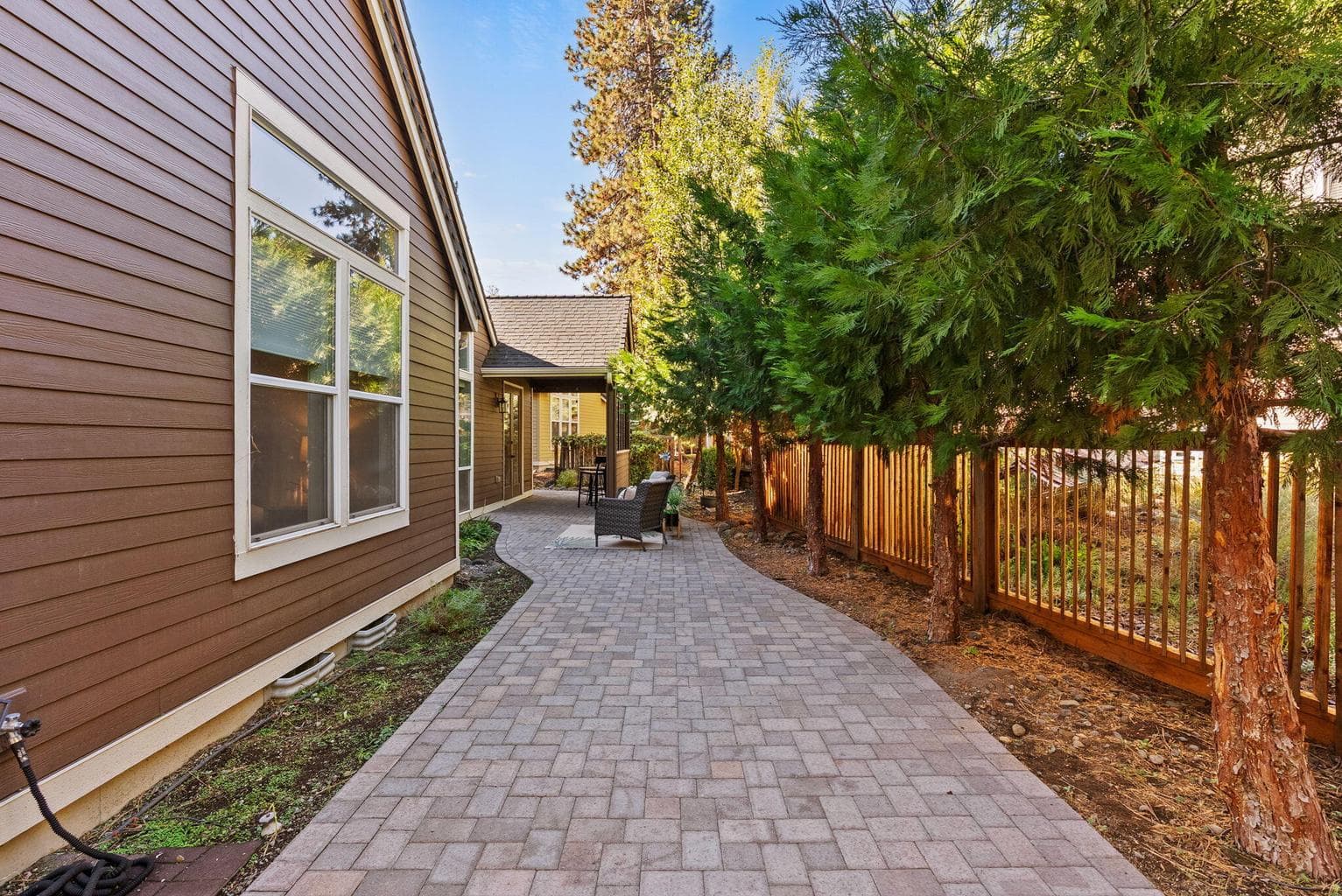 Paver patio with privacy fencing panels