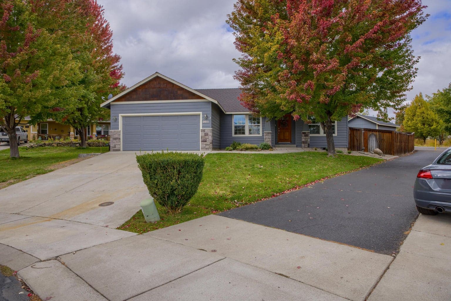 Photo of 985 Rimrock 3 of 36