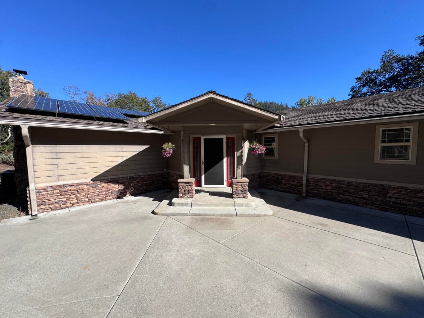 12330 Evans Creek