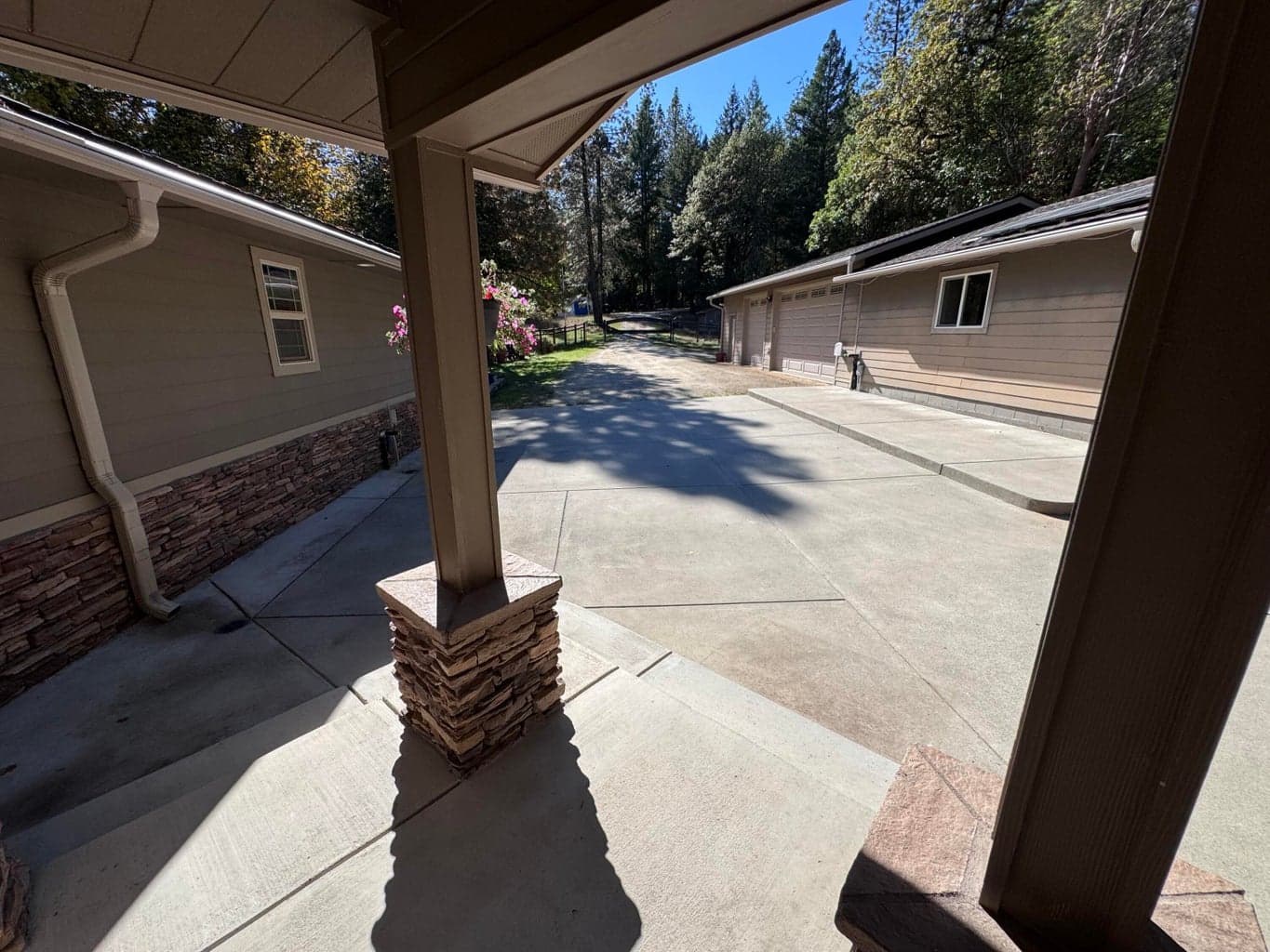 Photo of 12330 Evans Creek 3 of 88