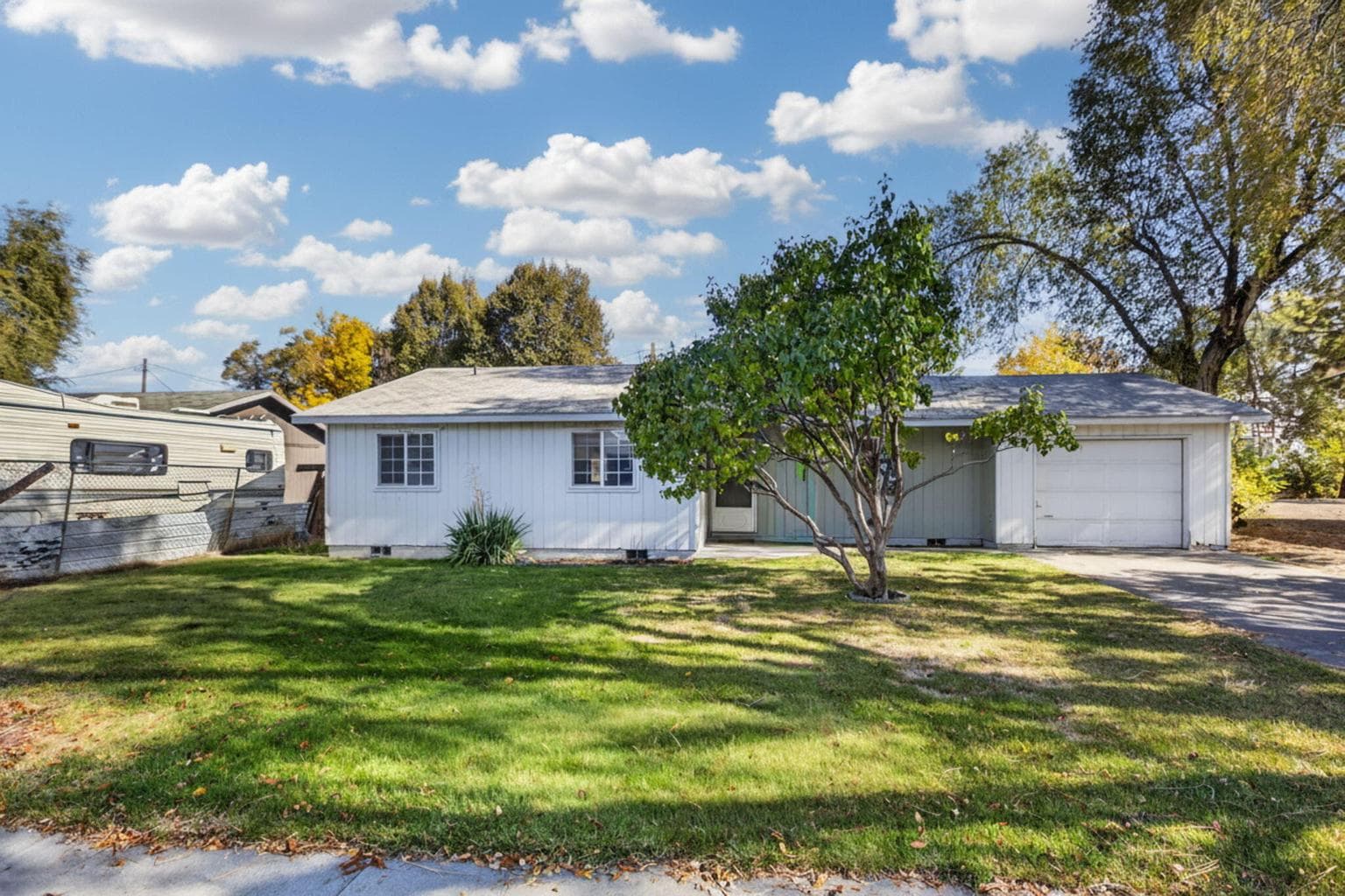 155 2nd, Madras, 97741