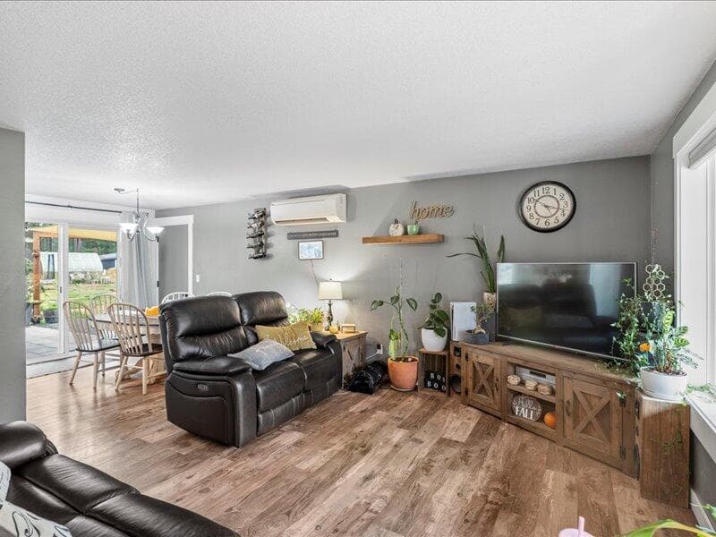 Photo of 52659 Rainbow Drive 10 of 38