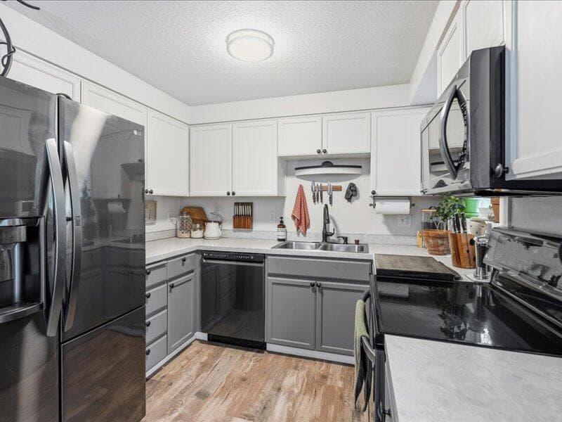Photo of 52659 Rainbow Drive 12 of 38