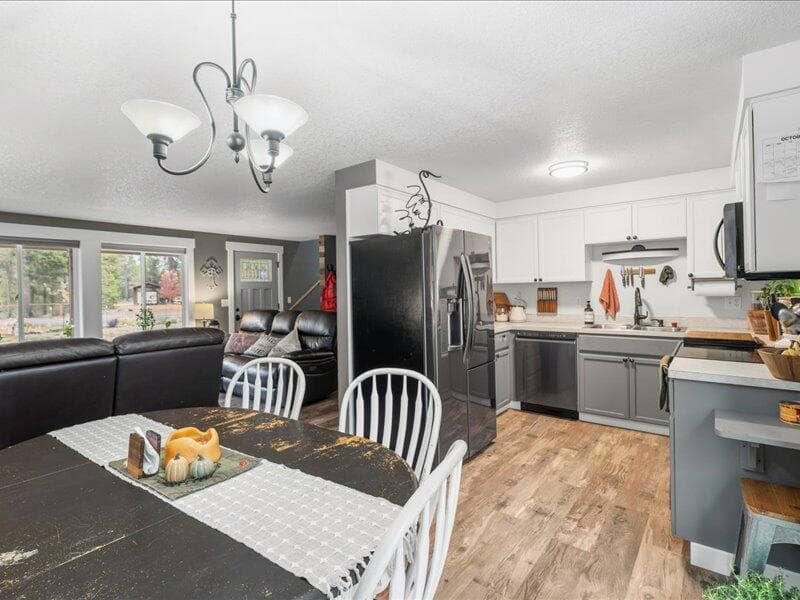 Photo of 52659 Rainbow Drive 13 of 38