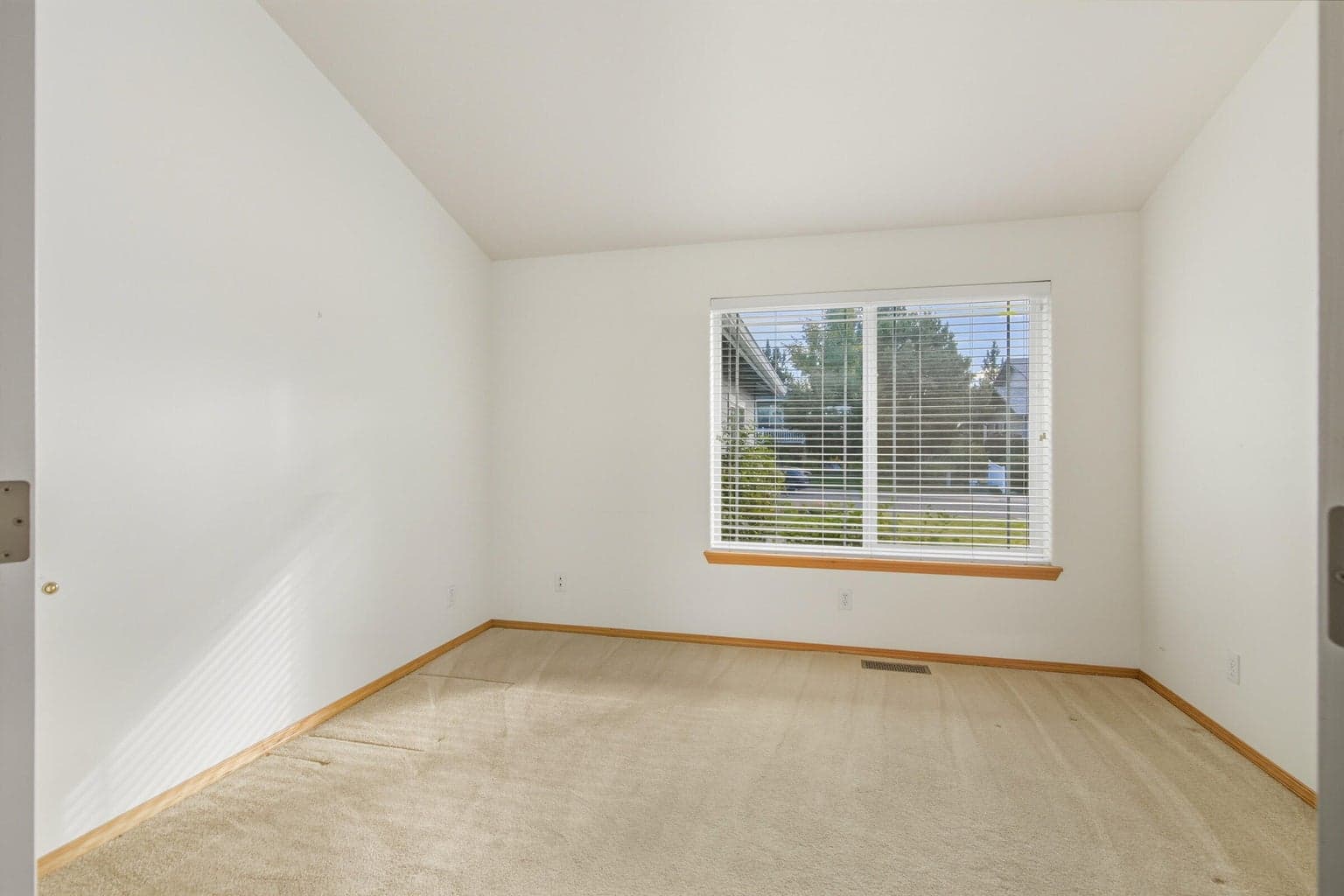 Photo of 4315 SW Ben Hogan Drive 27 of 52