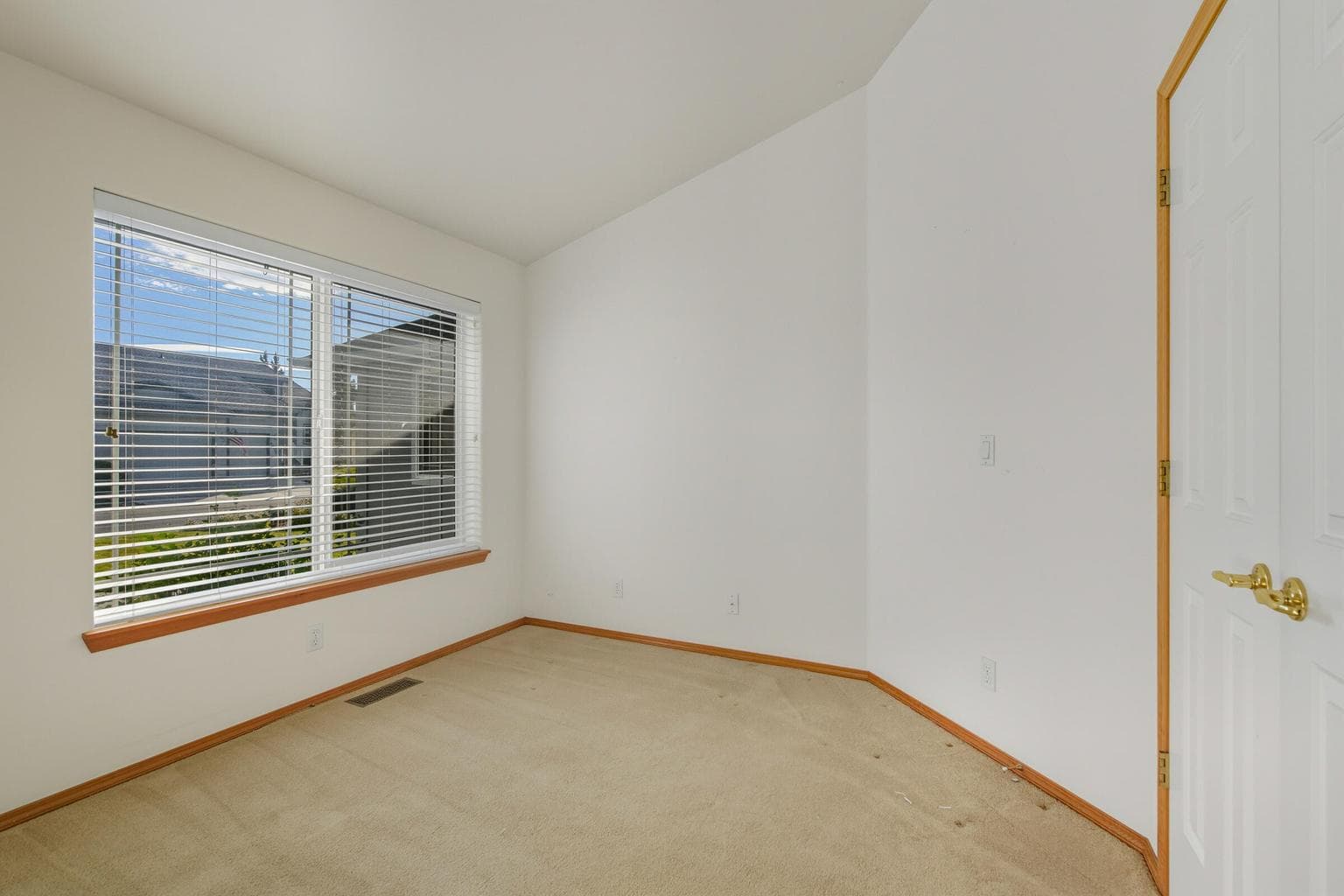 Photo of 4315 SW Ben Hogan Drive 30 of 52