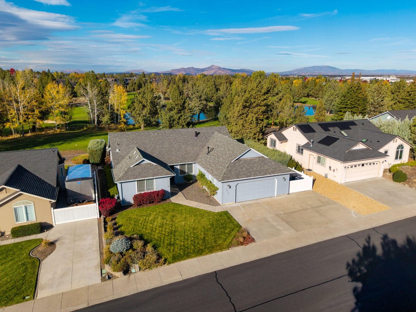 Photo of 4315 SW Ben Hogan Drive 44 of 52