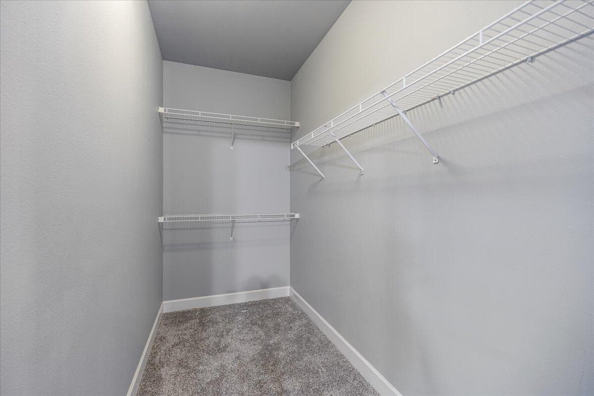 Photo of 21362 Livingston Drive 21 of 37